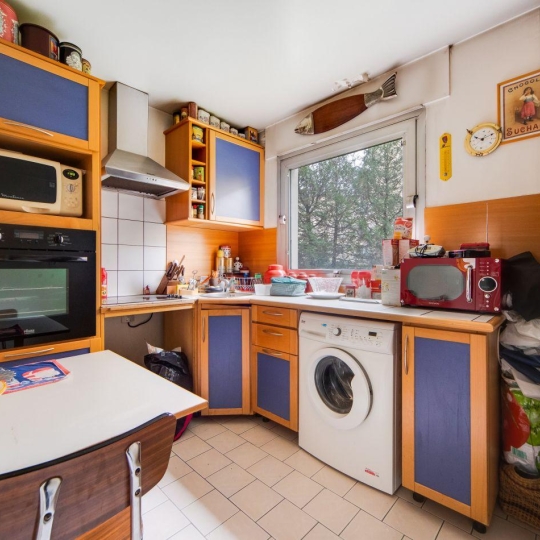  Annonces EAUBONNE : Appartement | PARIS (75017) | 100 m2 | 250 000 € 