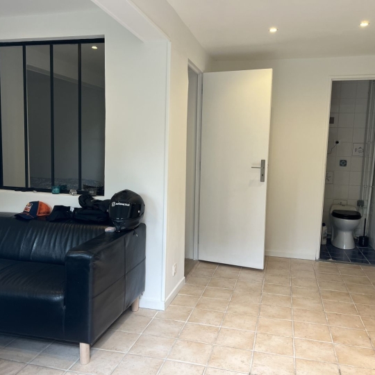  Annonces EAUBONNE : Appartement | AUVERS-SUR-OISE (95430) | 27 m2 | 650 € 