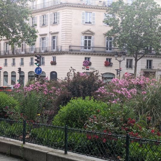  Annonces EAUBONNE : Appartement | PARIS (75010) | 192 m2 | 1 870 000 € 