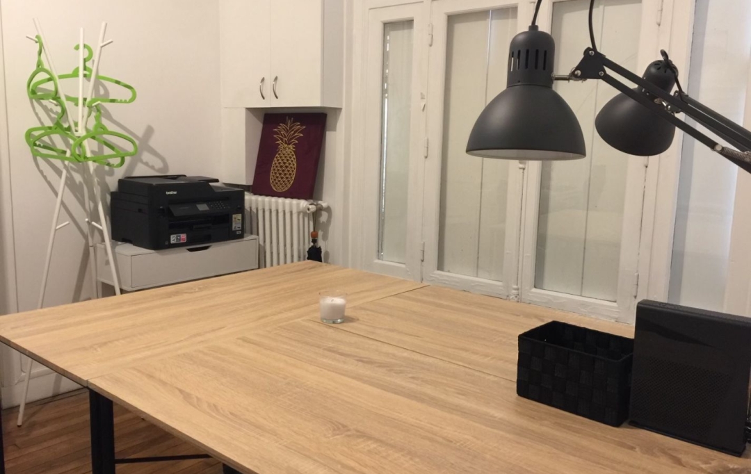 Annonces EAUBONNE : Commerces | PARIS (75017) | 22 m2 | 1 000 € 