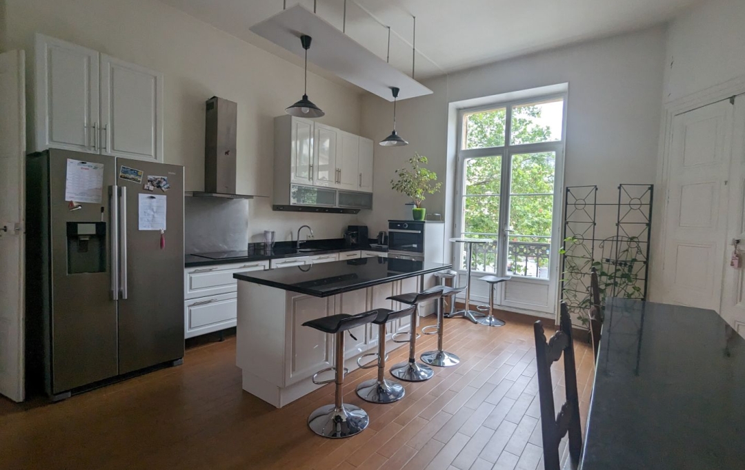 Annonces EAUBONNE : Apartment | PARIS (75010) | 192 m2 | 1 870 000 € 