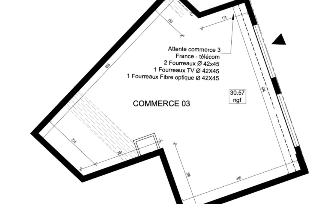 Annonces EAUBONNE : Office | PUTEAUX (92800) | 40 m2 | 2 717 € 